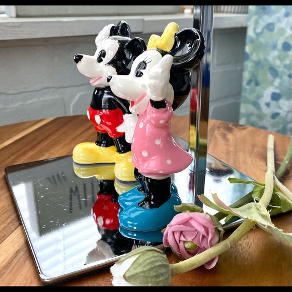 Disney Mickey & Minnie Mouse Figurines - Picture 3 of 5